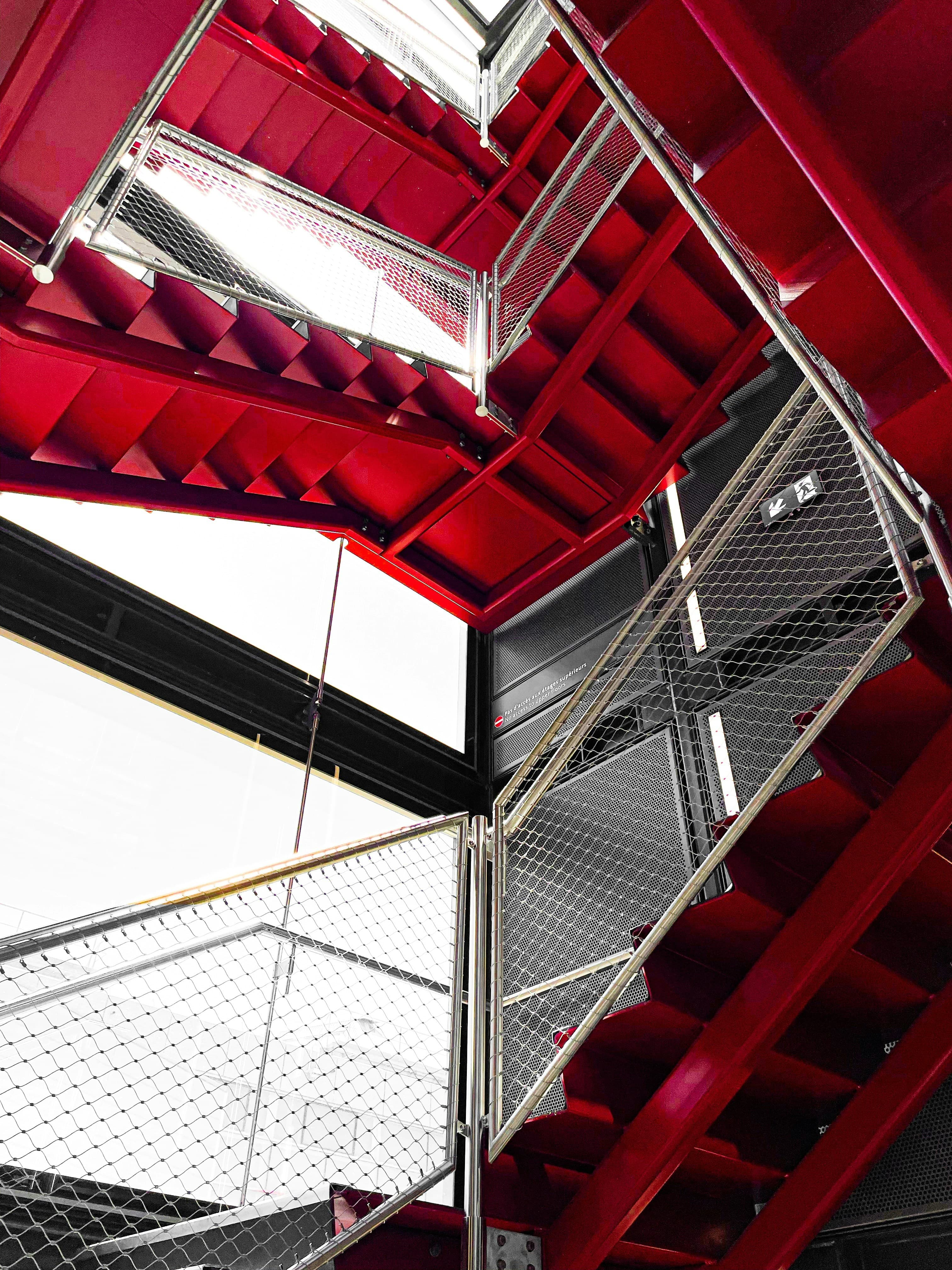 Custom staircase — Ferr Studio