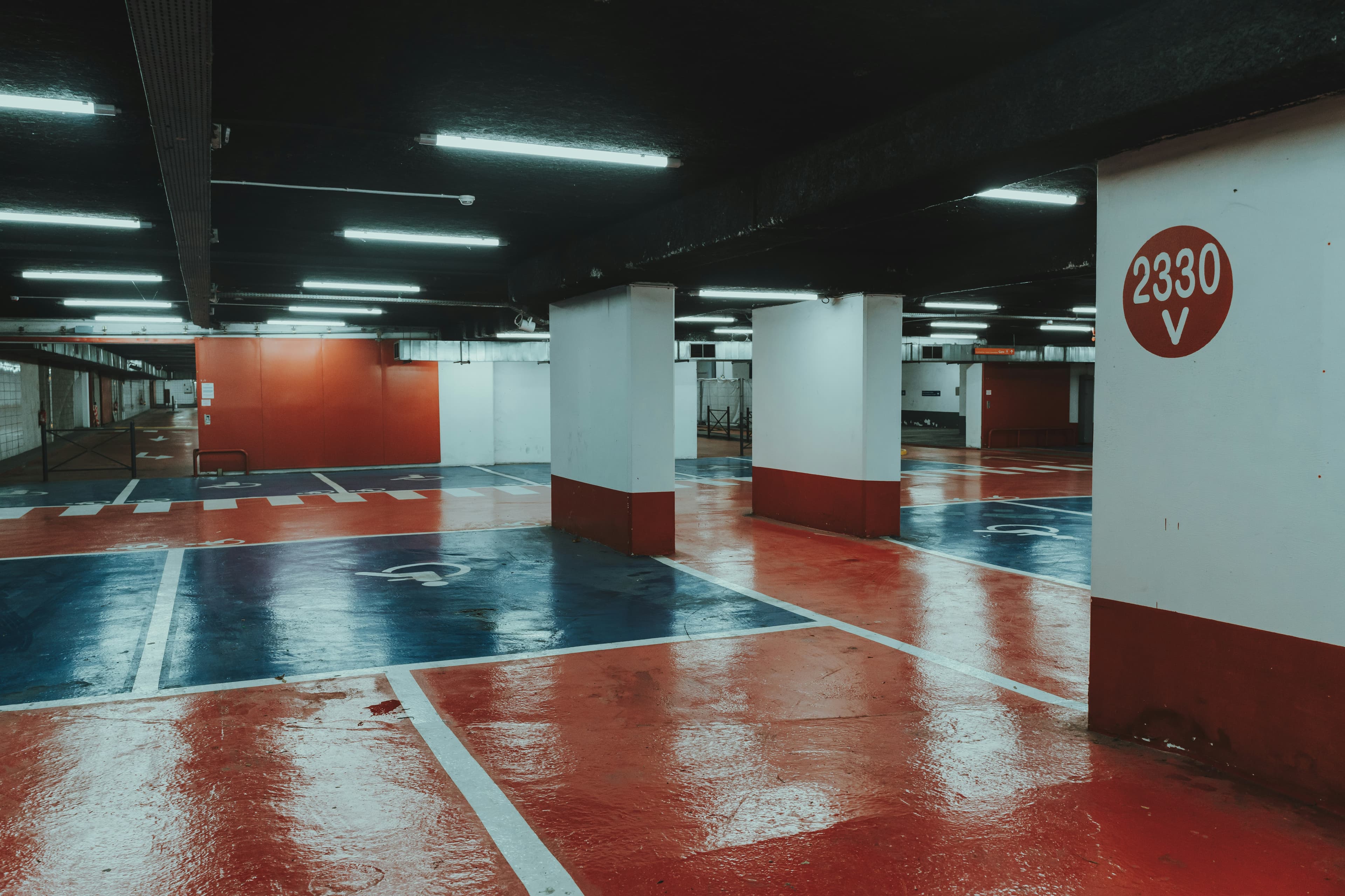 Specialized epoxy flooring โ Florian Olivo E