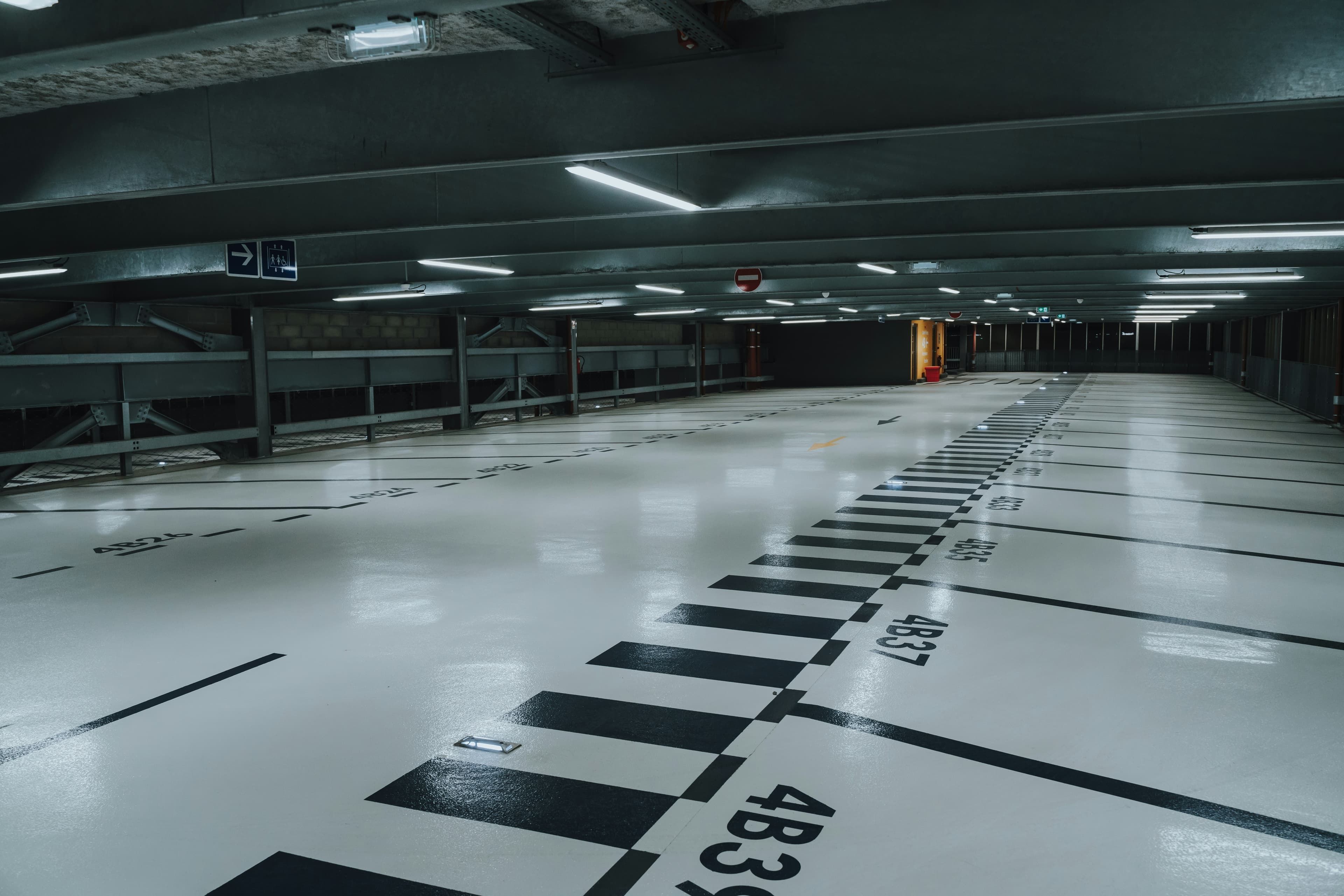 Specialized epoxy flooring โ Florian Olivo