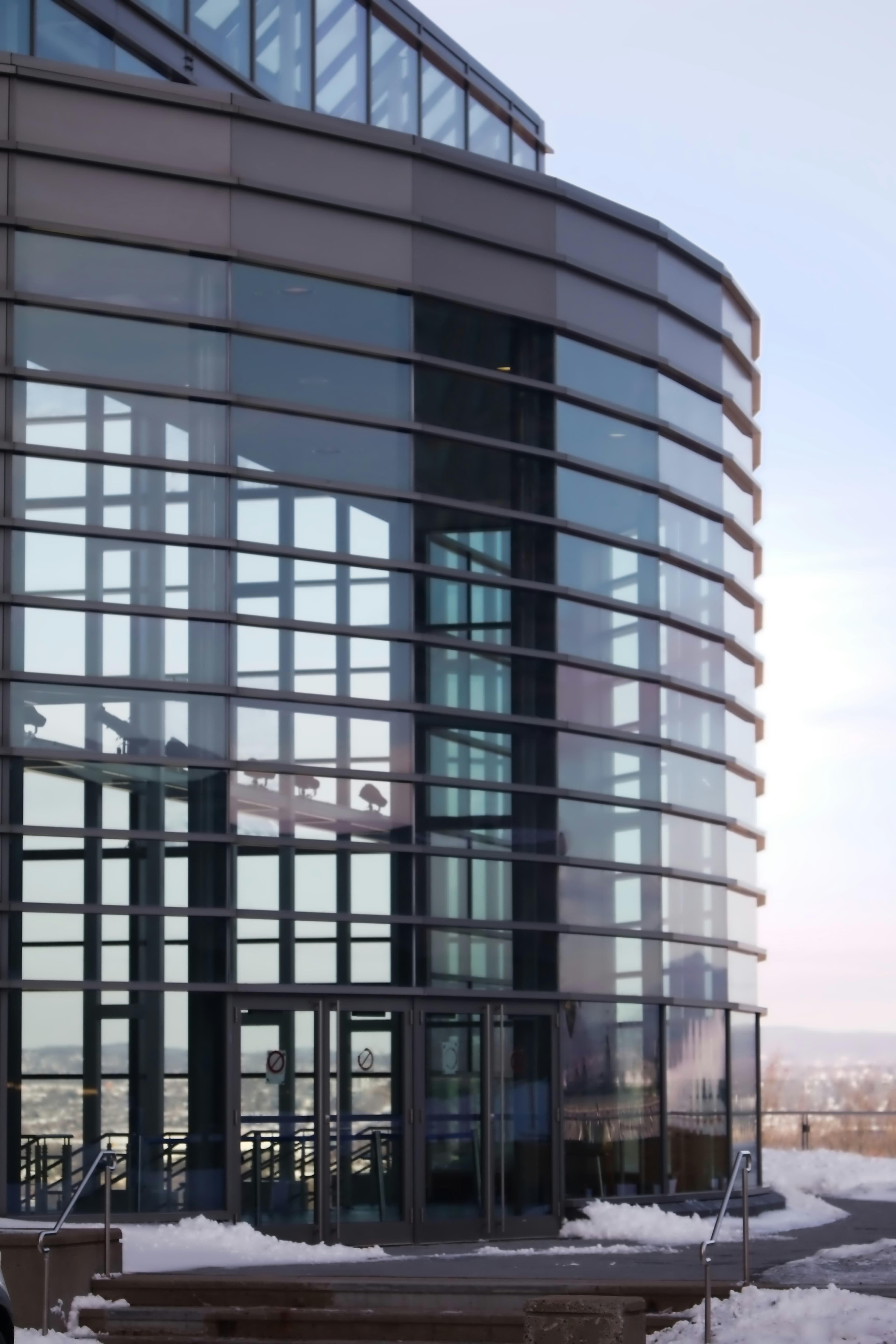 Facade glass — Danielle Claude