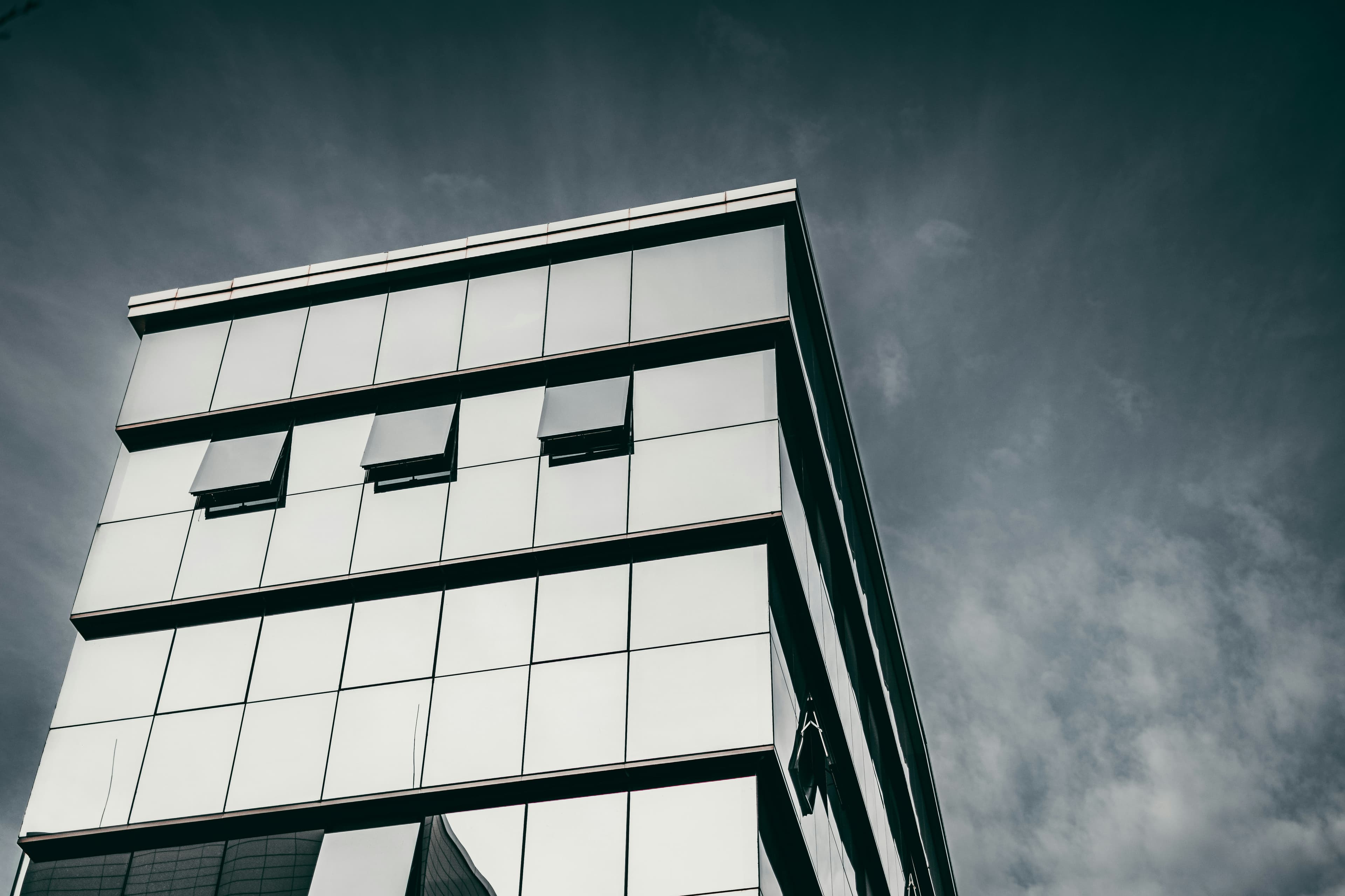 Facade glass — Zhivko Minkov KIrO4e 9TLY