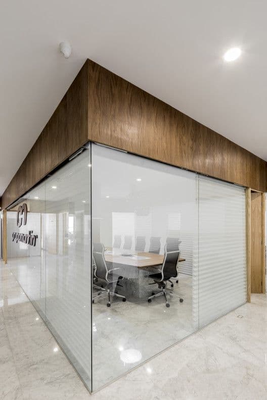 Architectural glass — Galería De Corporativo GM Estudio ALA 7