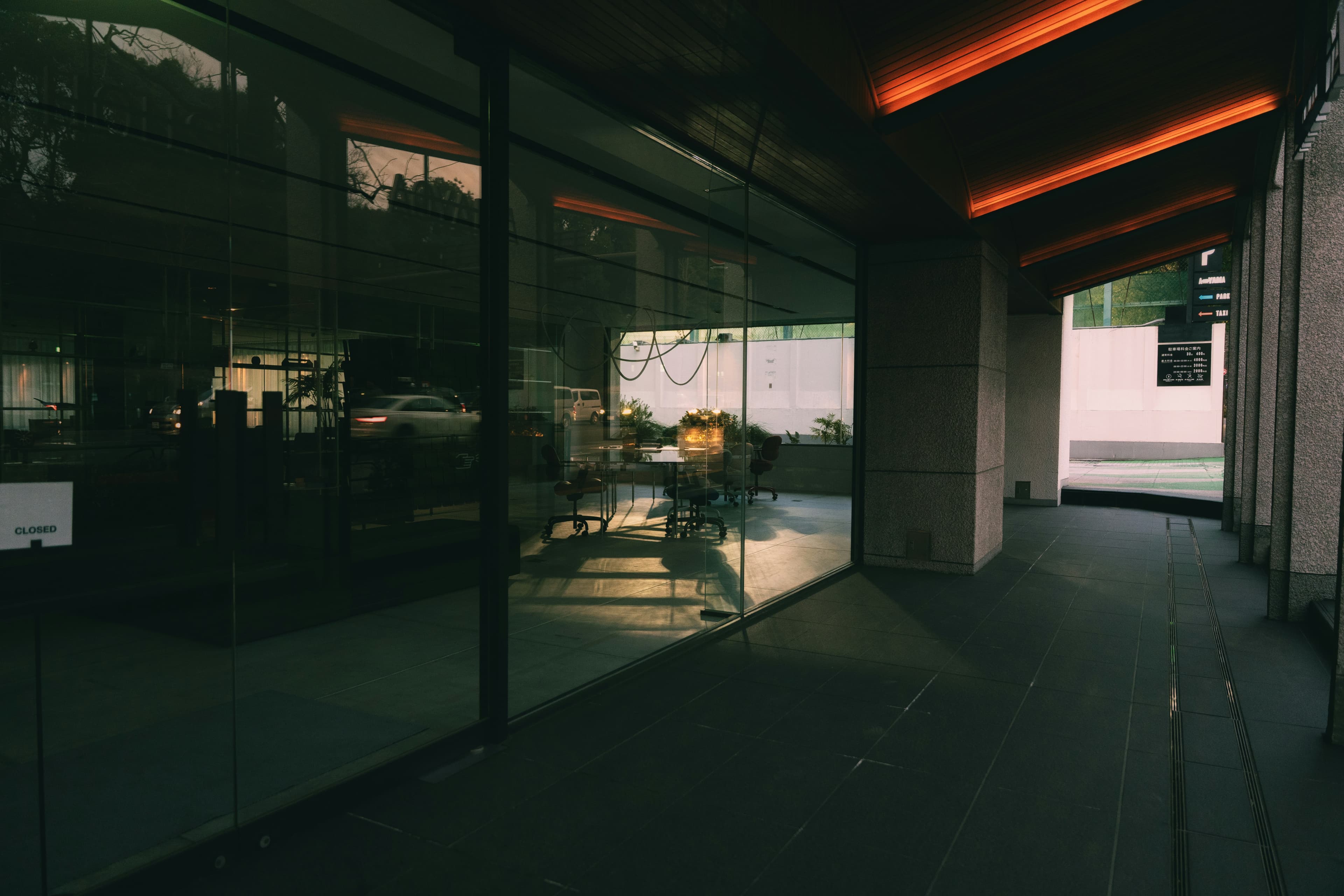 Architectural glass — Ayumi Kubo
