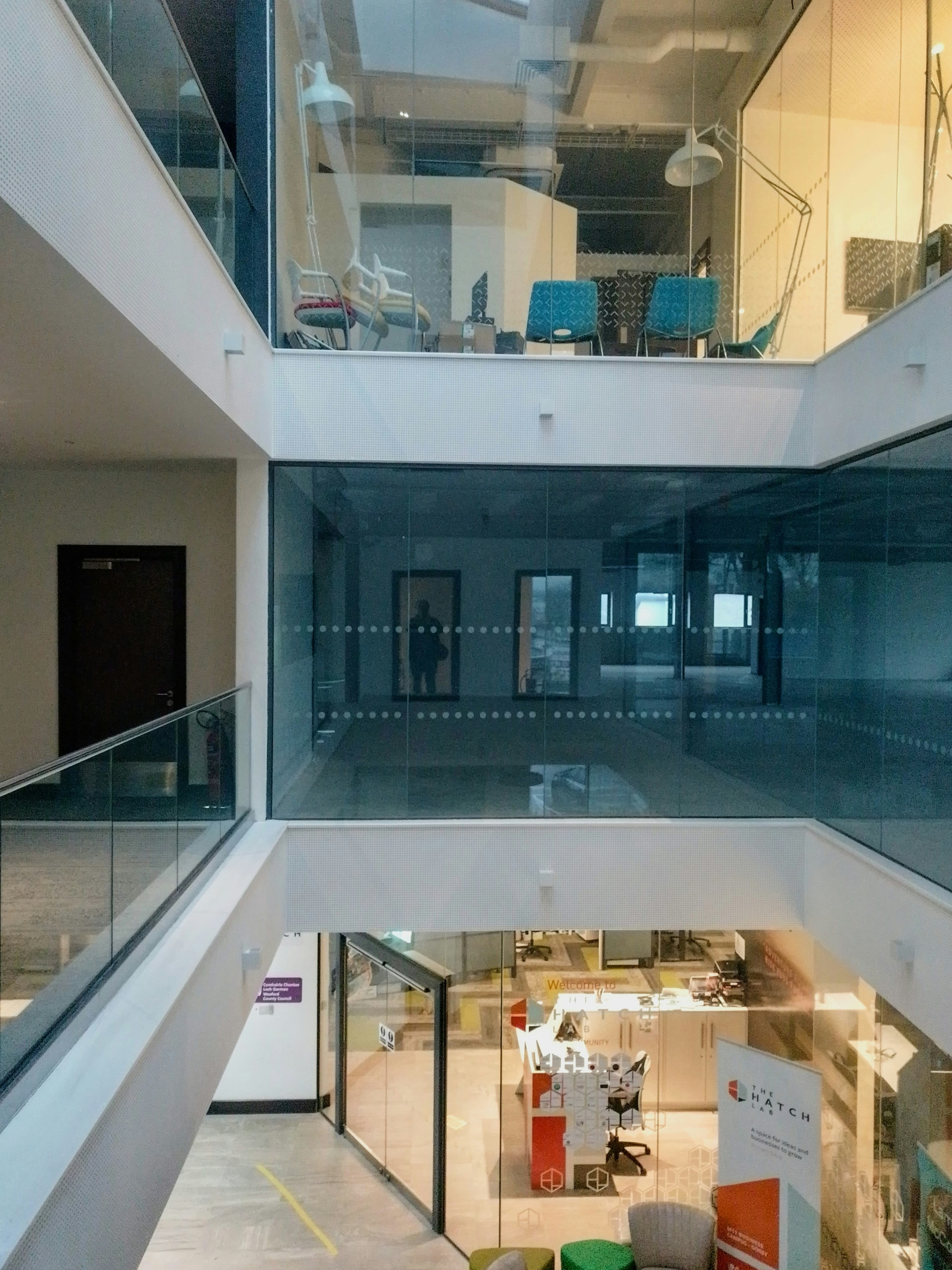 Architectural glass — E Vos V
