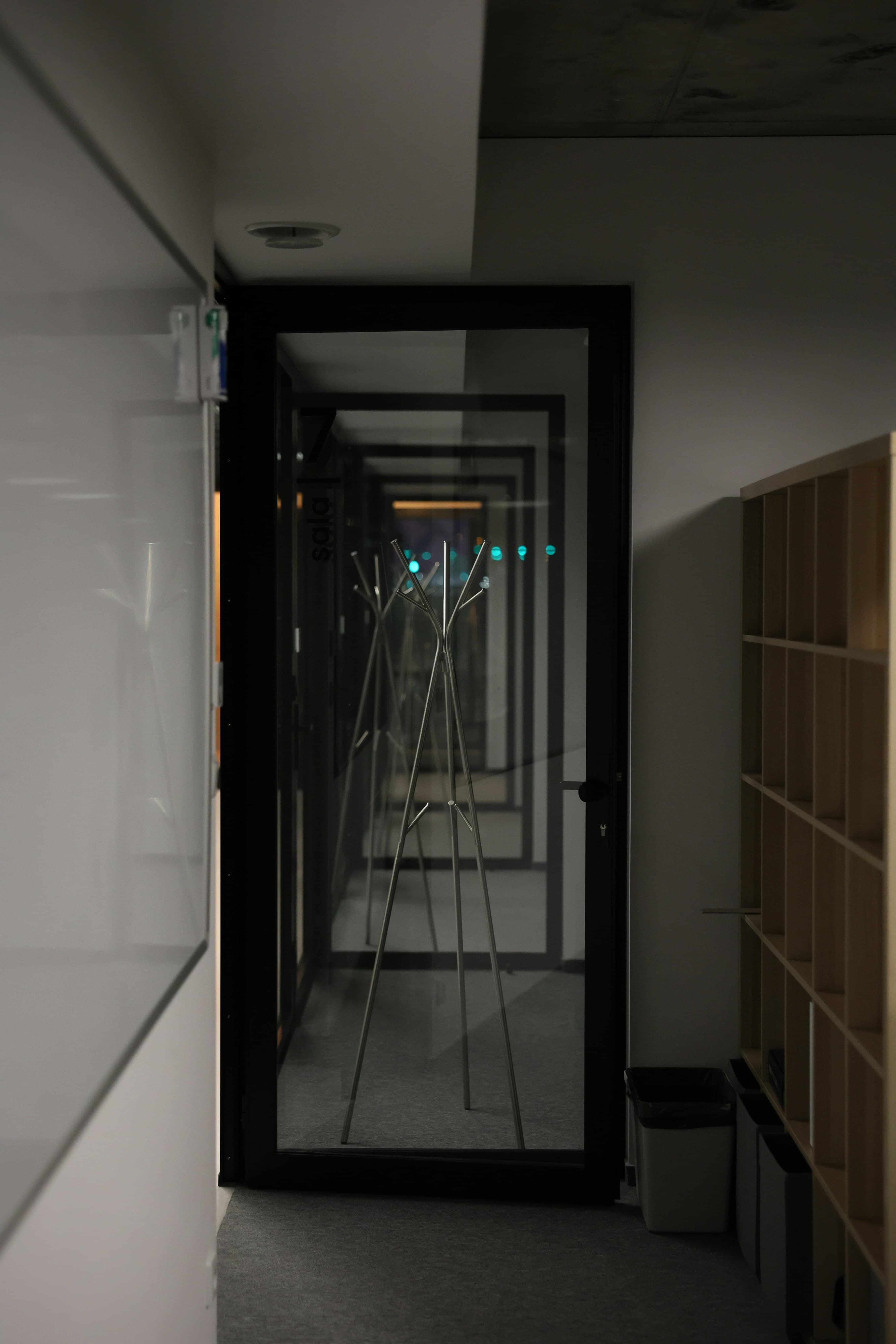 Architectural glass — Iggy Love JaaIpp 5s5M