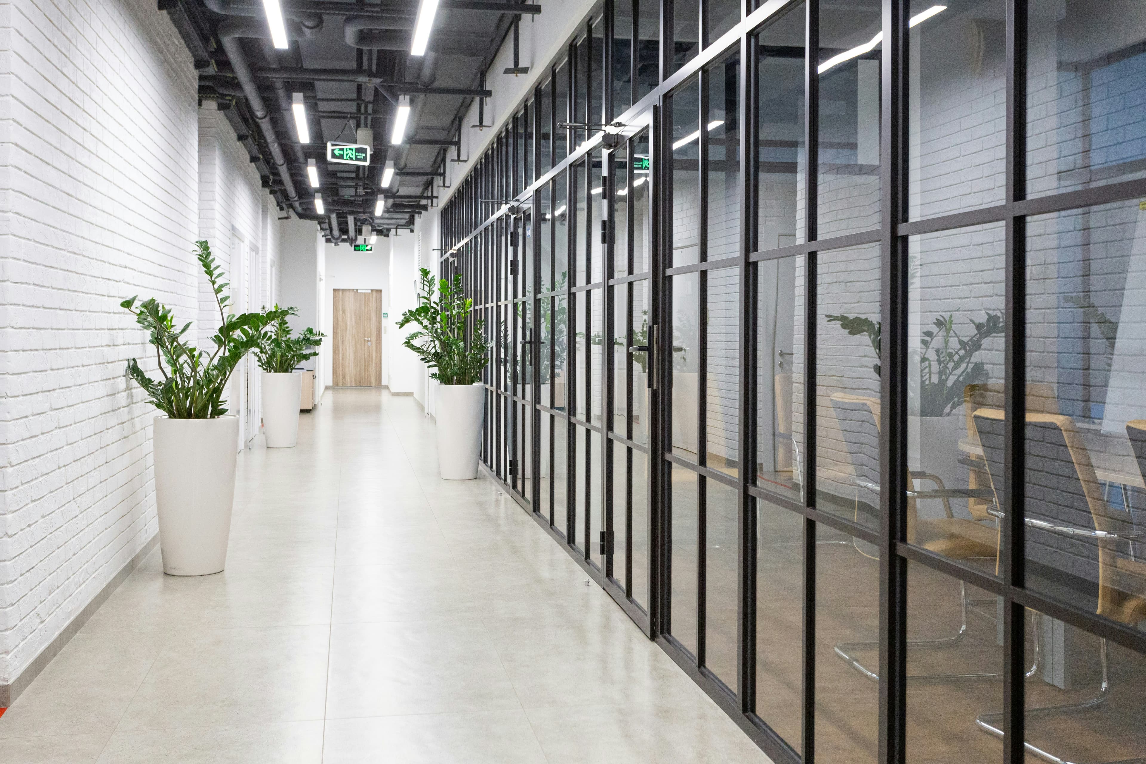 Architectural glass — Petr 5shl NRhPyc