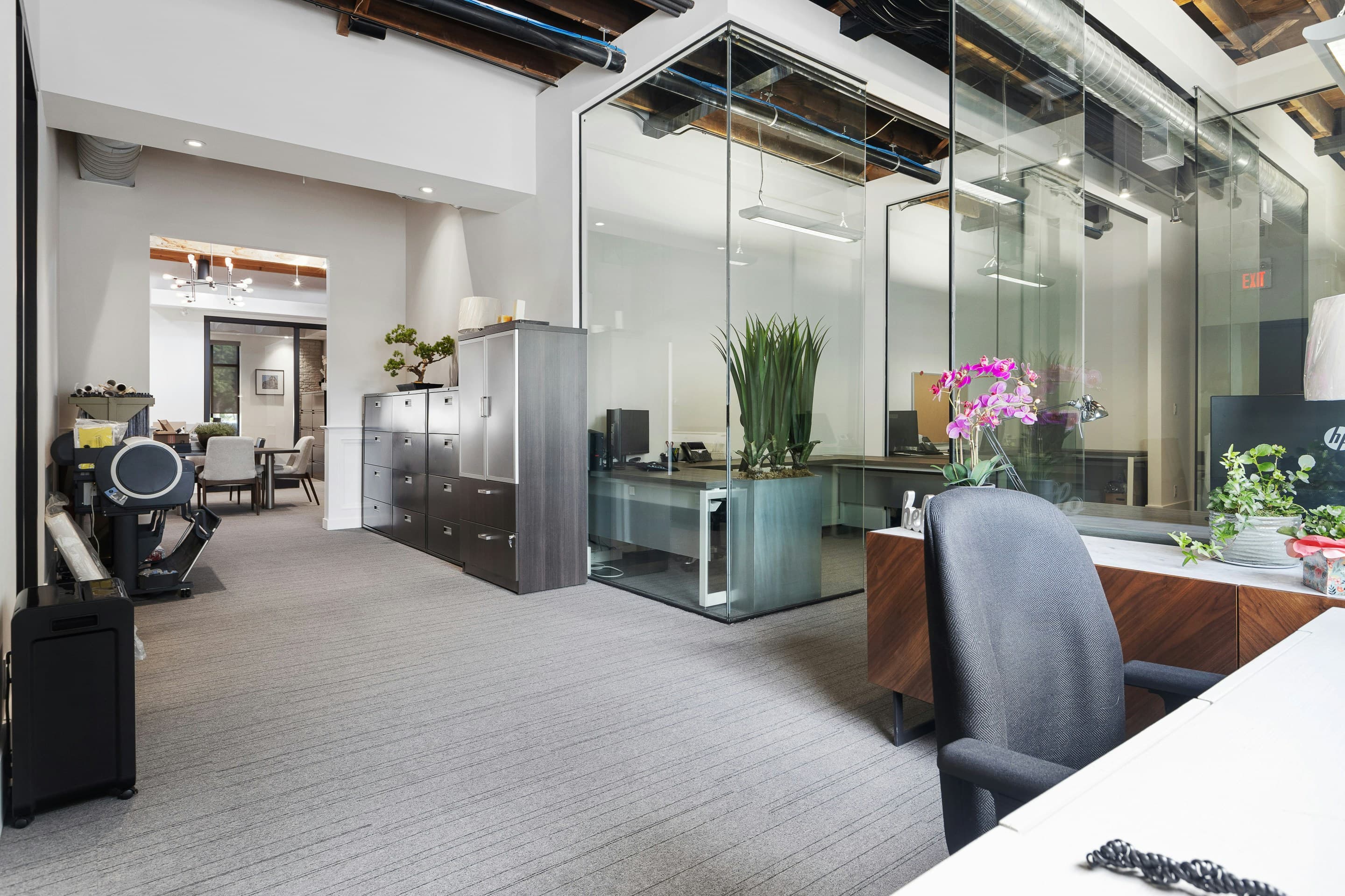 Architectural glass — Point3d Commercial Imaging Ltd