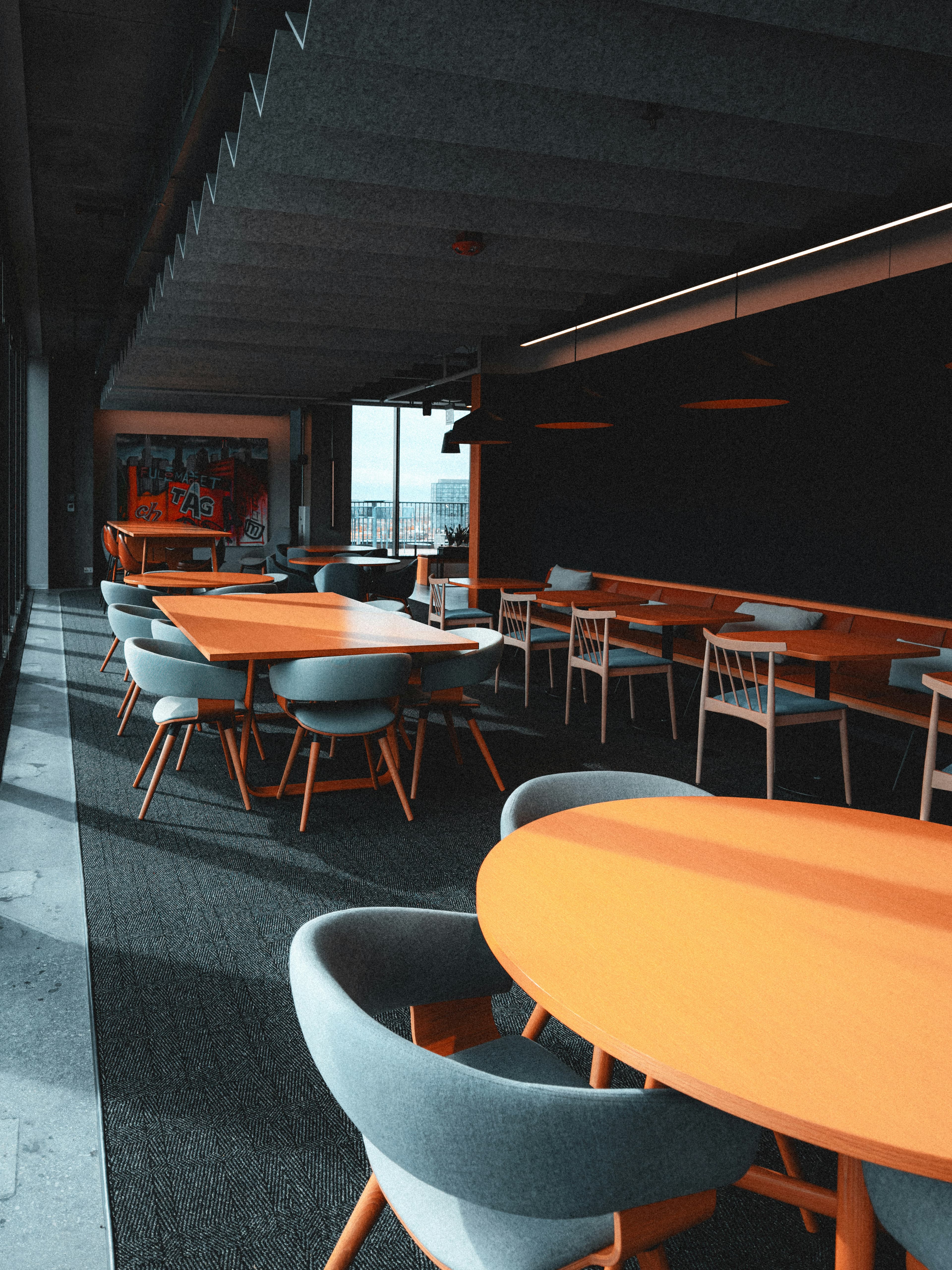 Modern office interior — Allen Boguslavsky EPr UMa3_h0