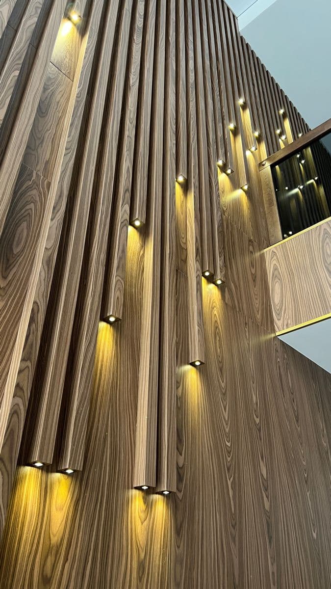 PVC louvers — Реечный Декор С Подсветкой